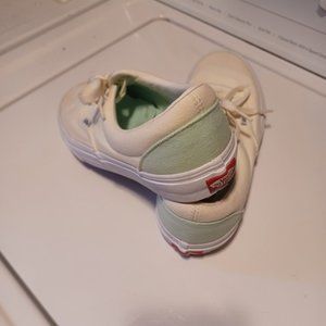 Vans Old Skool Shoes